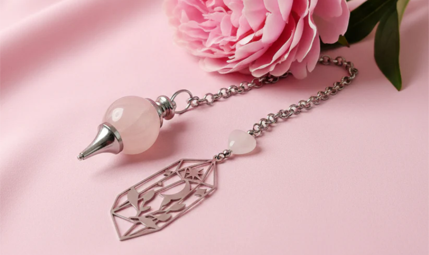 pendule divinatoire en pierre