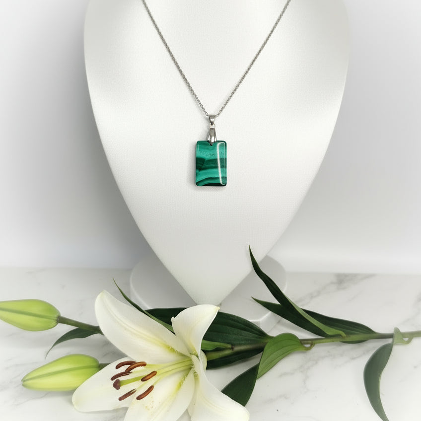 Collier en Malachite, doré ou argenté, au choix
