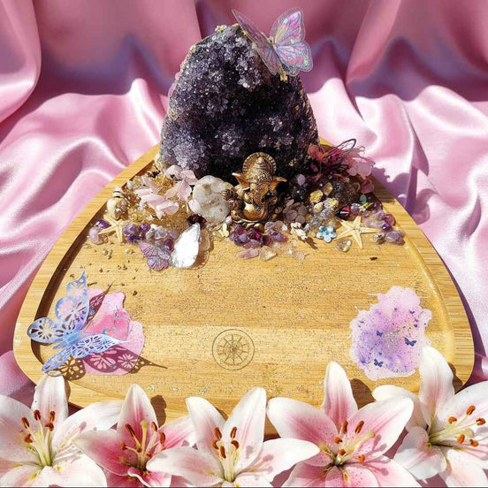 Plateau le paradis de ganesh et géode d'améthyste de 14 cm