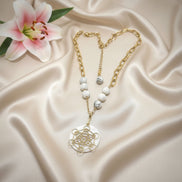 Collier doré et Howlite, Métatron ou feuille