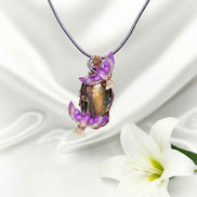 Collier phénix et sa labradorite rose sertie