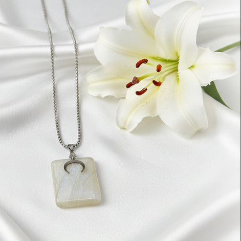 collier argenté pierre de lune rectangle 