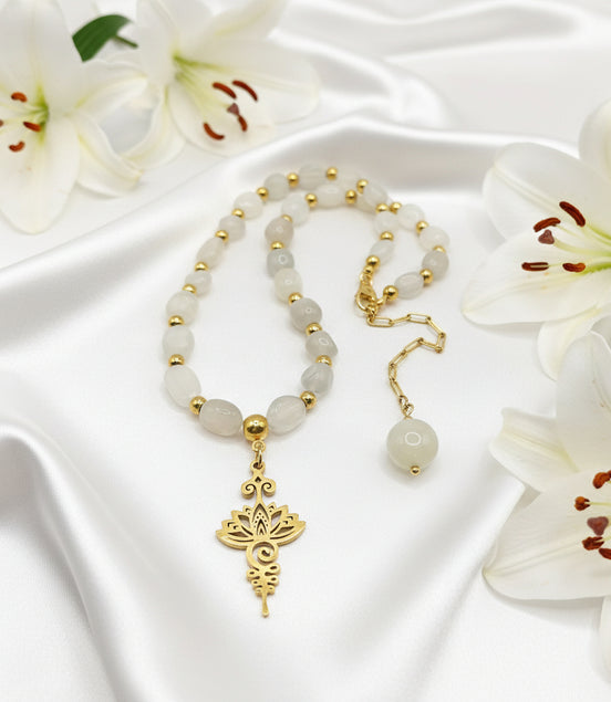 Collier en Pierre de Lune, Fleur de Vie ou Unalome