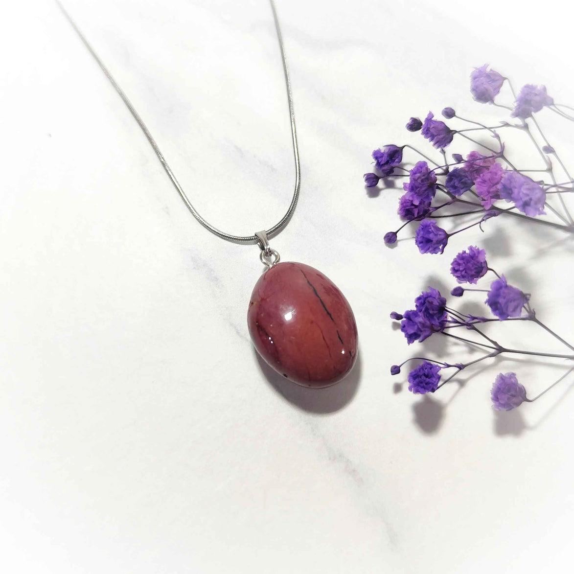 Collier en jaspe mokaite argenté