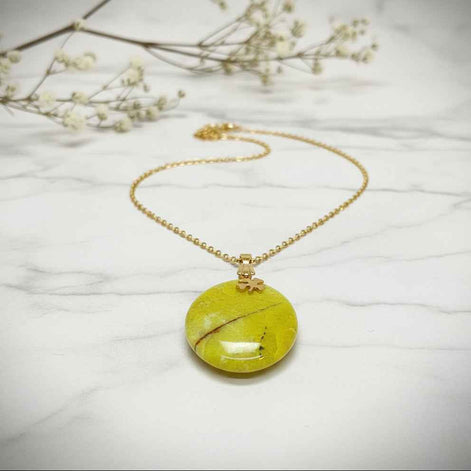 Collier doré opale verte extra, feuille, réglable