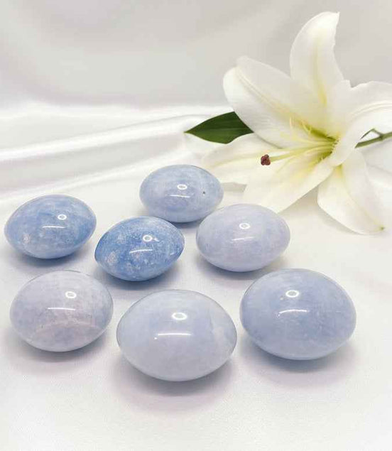 Calcite bleu extra de Madagascar au choix