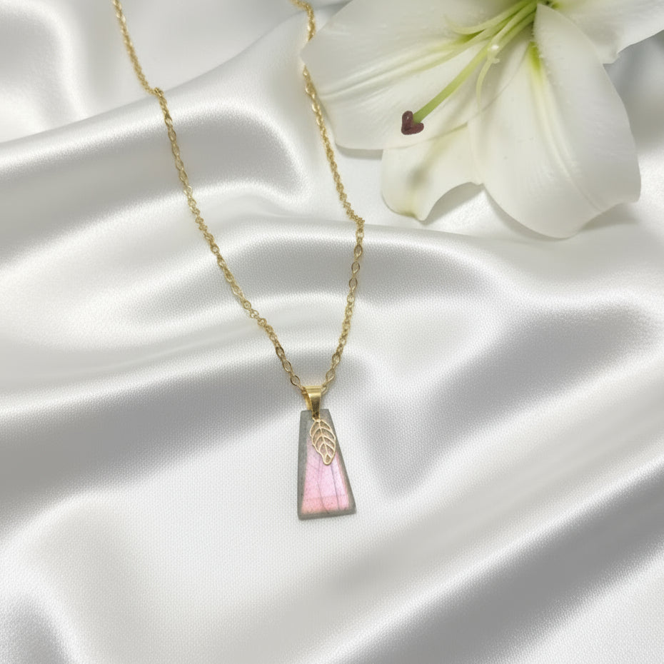 collier labradorite rose