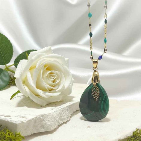 Collier doré en malachite extra et acier inoxydable