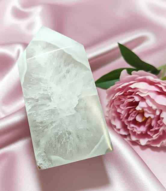 Pointe d'agate et coeur de cristal de roche