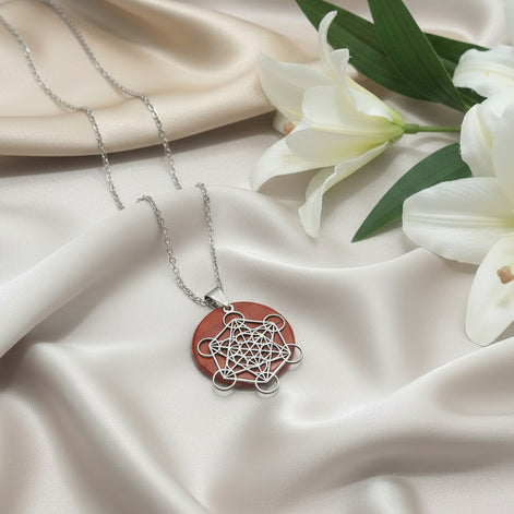 chaine argenté acier inoxydable et jaspe rouge