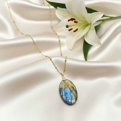 Collier doré labradorite multicolore extra de 4 cm