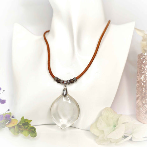 Collier en quartz de roche extra gardien de lumière