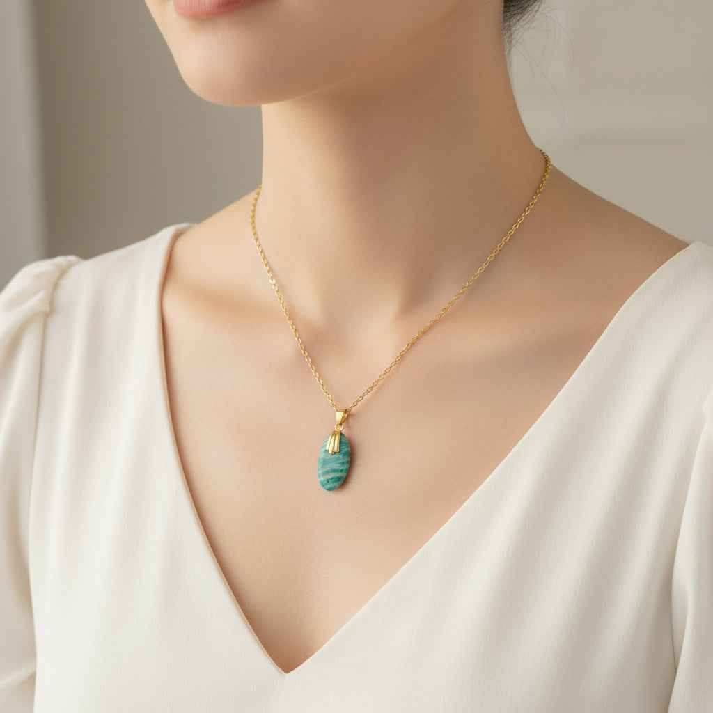 Collier Amazonite sur chaine doré en acier inoxydable