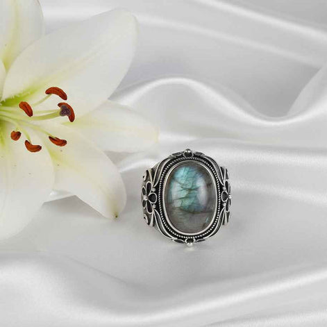 Bague en argent s925 et labradorite
