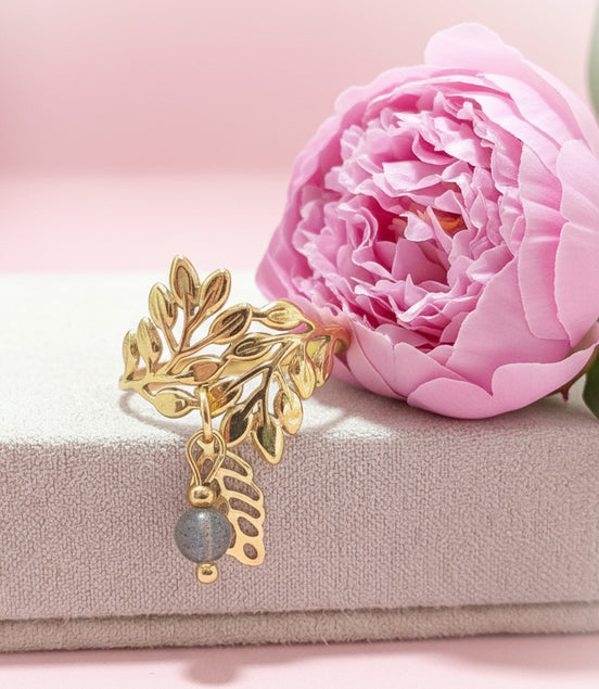 Bague feuille doré en labradorite ajustable