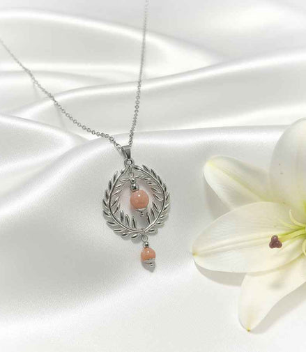 Collier sur mesure – Couronne de Laurier et Pierre Naturelle