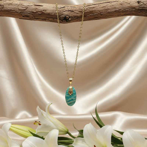 Collier Amazonite sur chaine doré en acier inoxydable