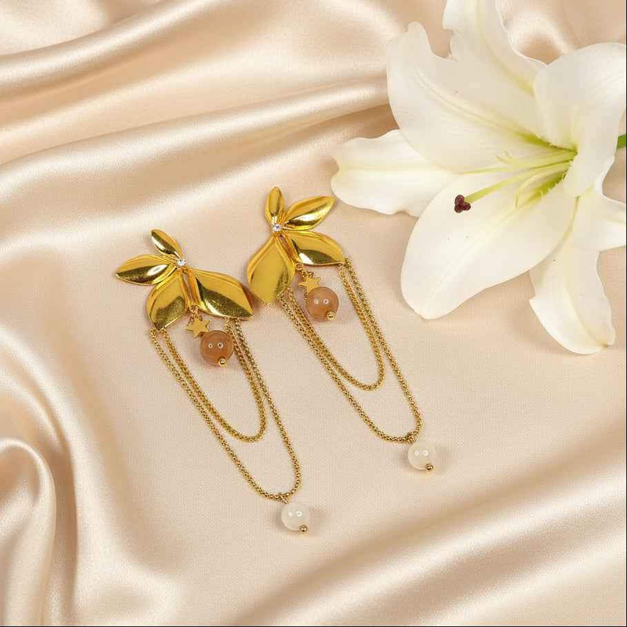 Boucles d'oreilles dorées en pierre de lune