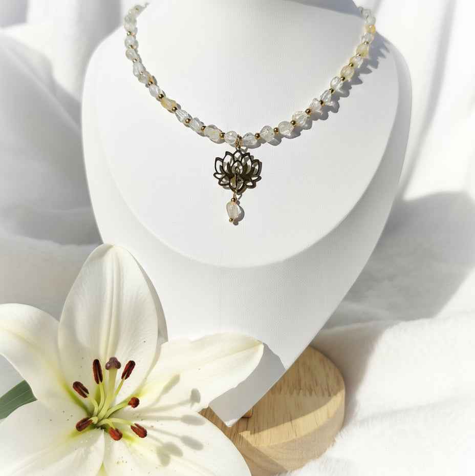 Collier doré Conscience en topaze