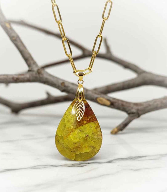 Collier doré opale verte extra, feuille, réglable