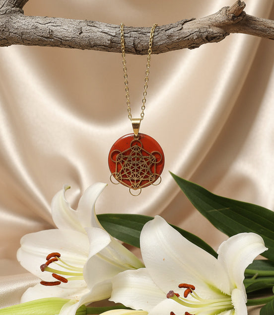 collier jaspe rouge symbole sacré