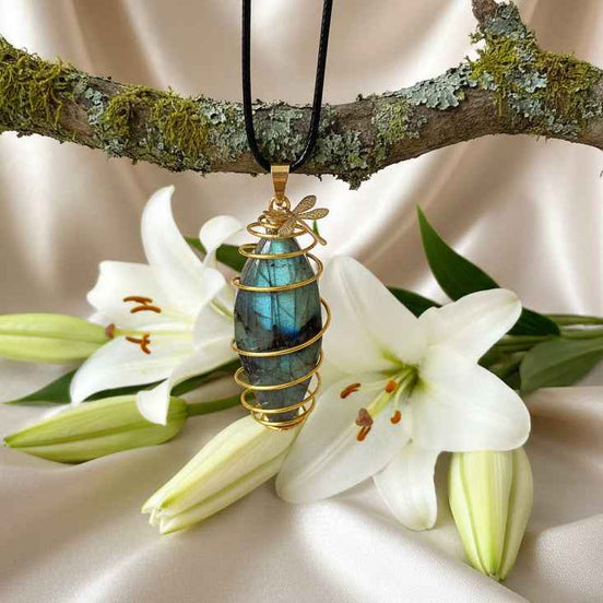 Collier et labradorite en spirale