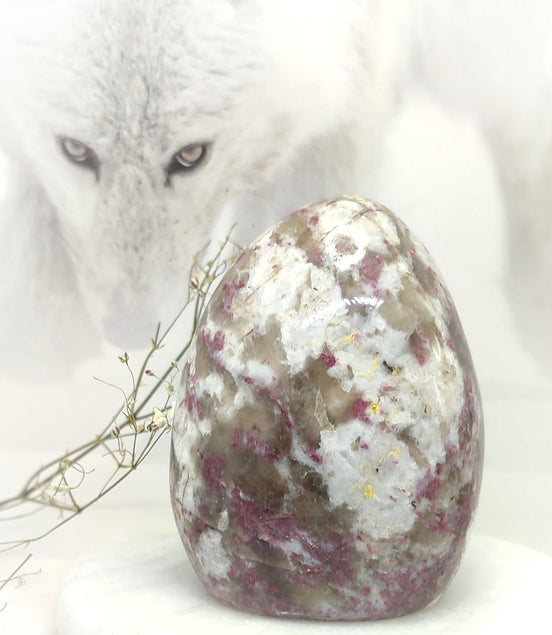 pierre de tourmaline rose