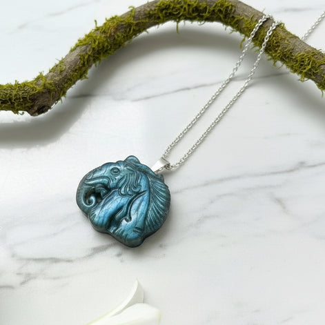 collier éléphant labradorite