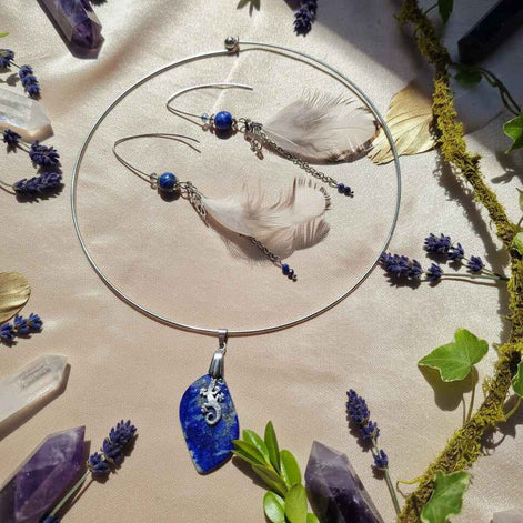 Boucles d'oreilles & Collier torque argenté en Lapis lazuli "salamandre"