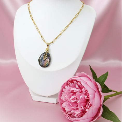 labradorite violette