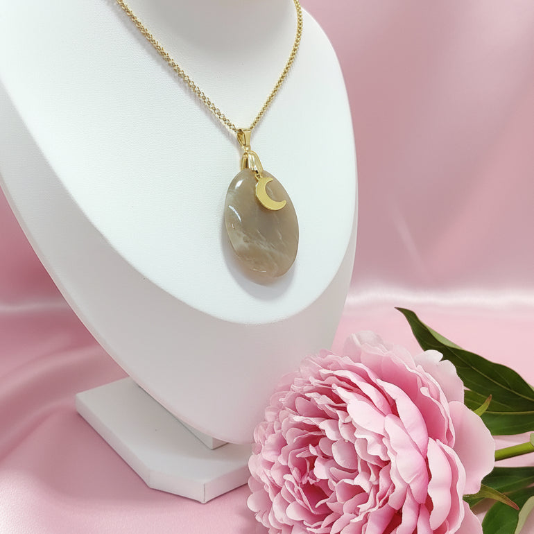 Collier doré en pierre de lune au choix