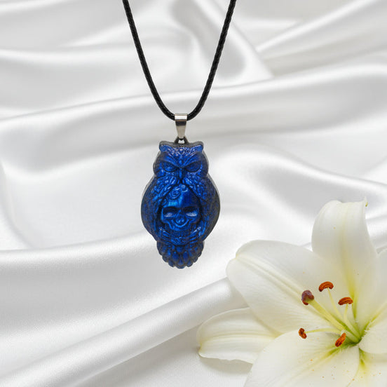 Collier noir hibou tête de mort labradorite bleu