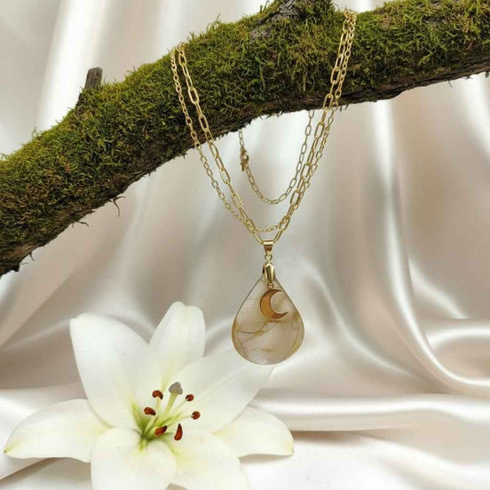 Collier Lune rousse en pierre de lune