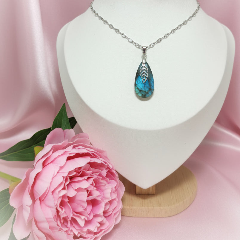 collier pierre  labradorite