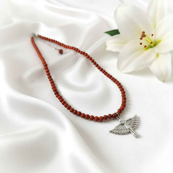 Collier en jaspe rouge, Vitalité & Ancrage, déesse ou serpent