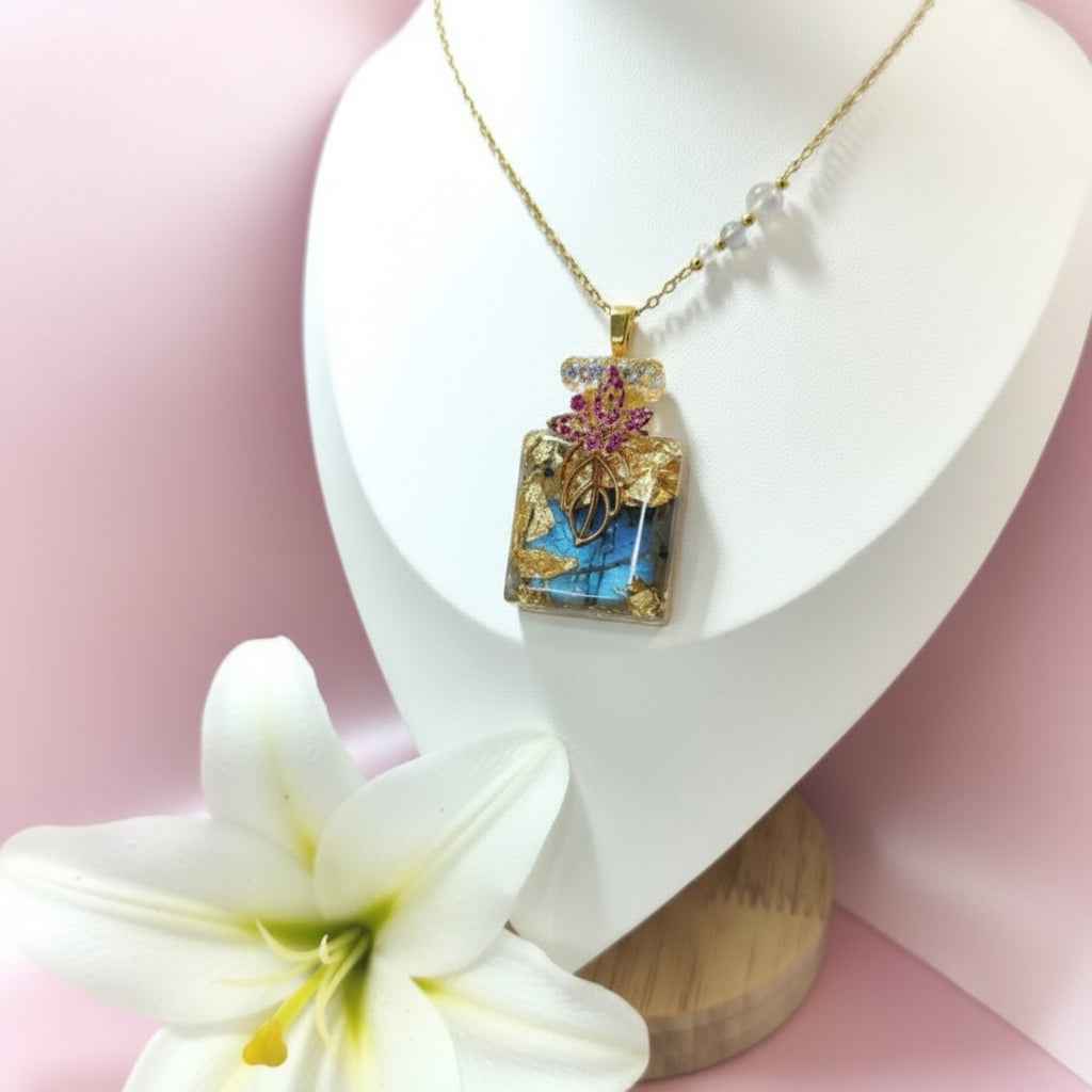 Collier doré en labradorite, flacon orgonite