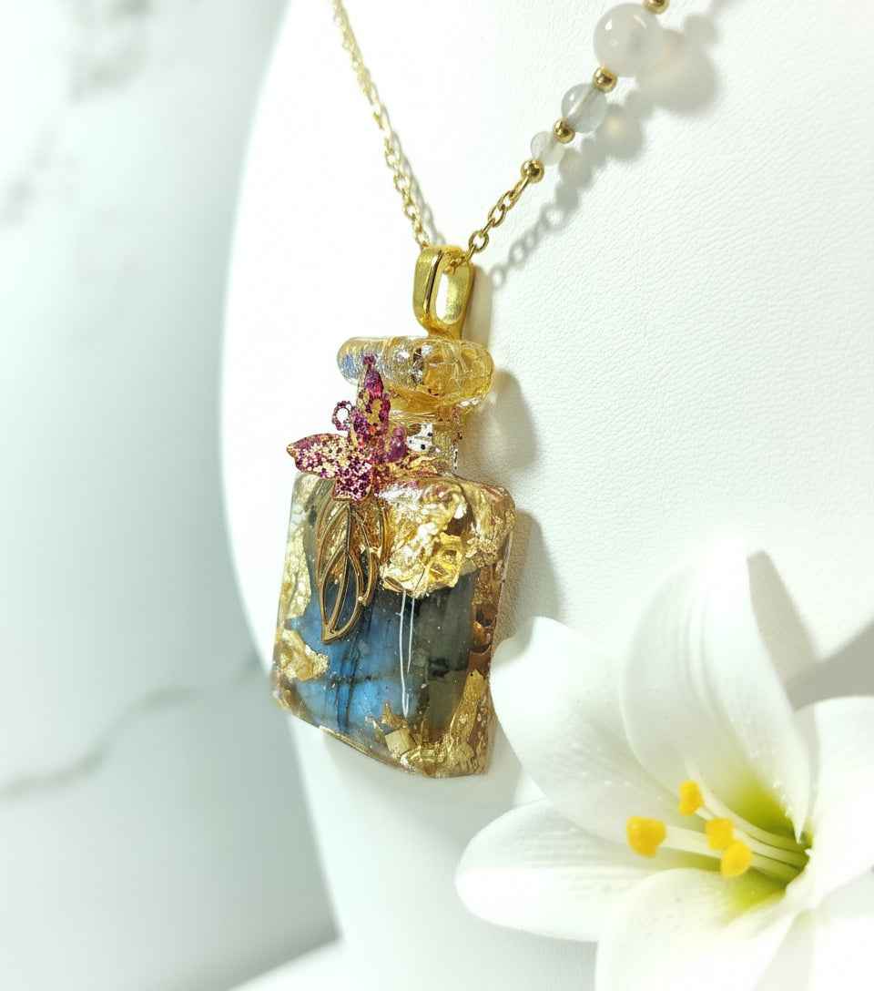 Collier doré en labradorite, flacon orgonite