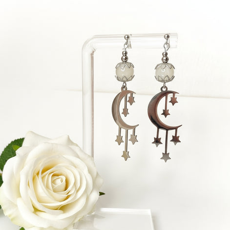 boucles en pierre de lune