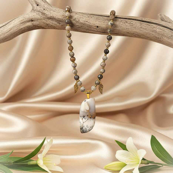 Collier de perles Divina en merlinite (opale dendritique)