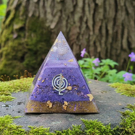 orgonite pyramide