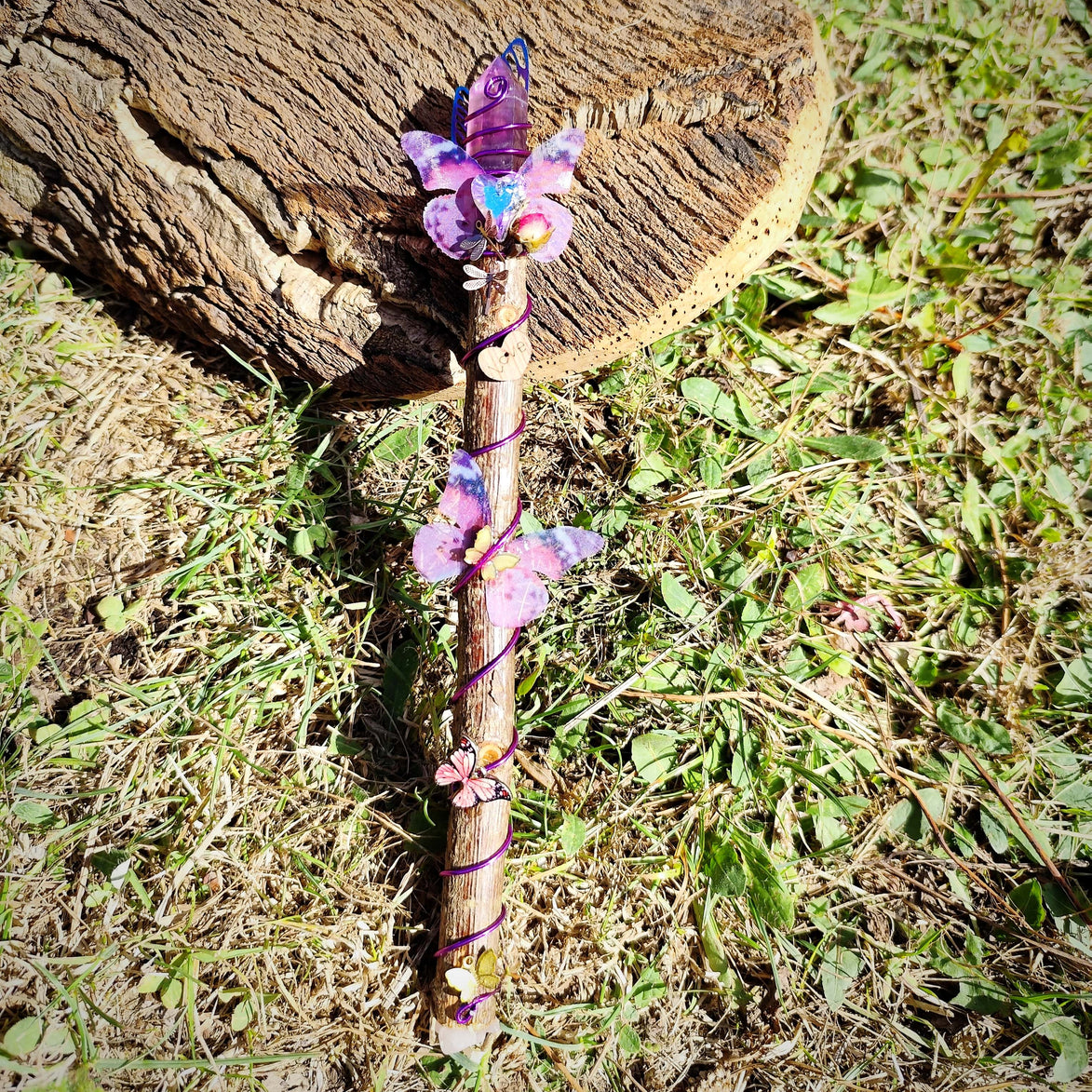 Baguette énergétique pointe de fluorite et bois de noisetier