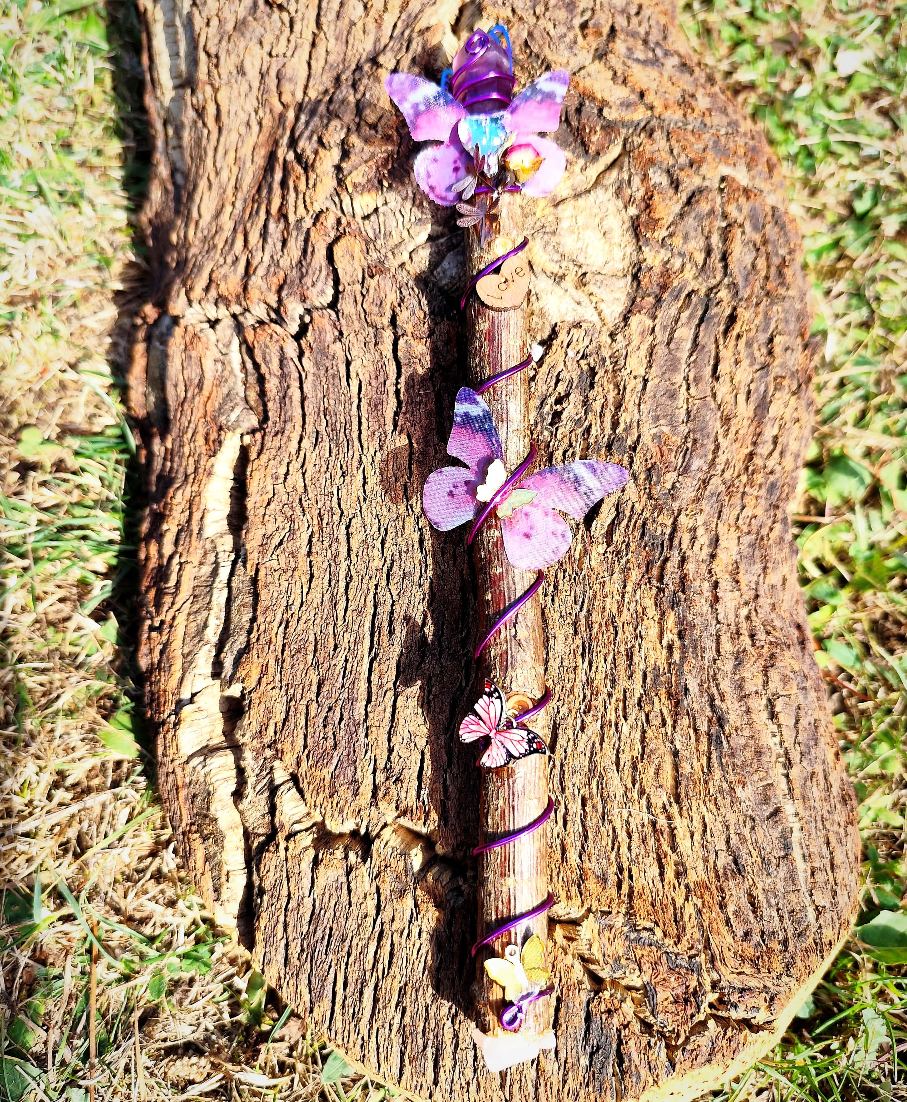 Baguette énergétique pointe de fluorite et bois de noisetier