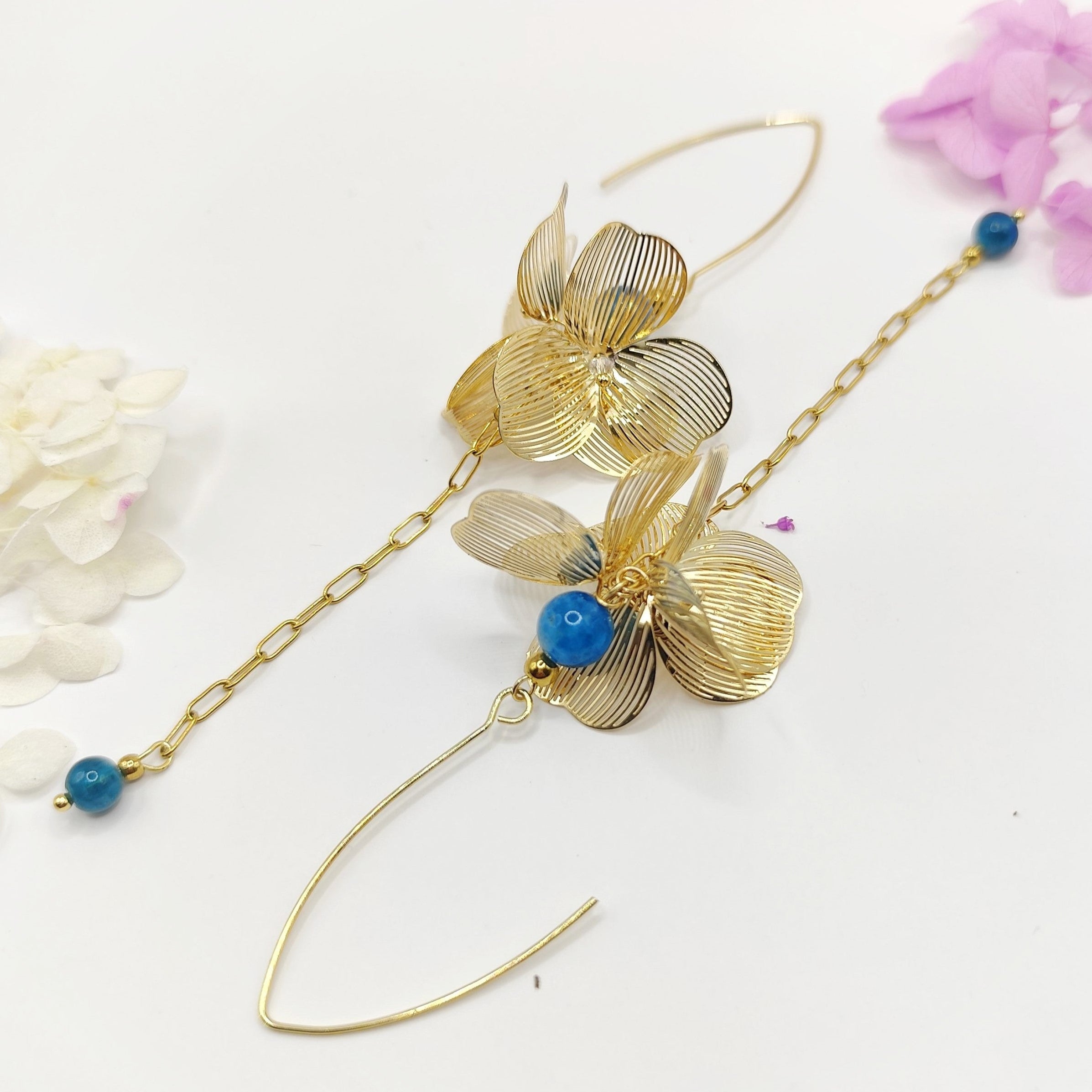 Boucles d'oreilles fleurs apatite doré