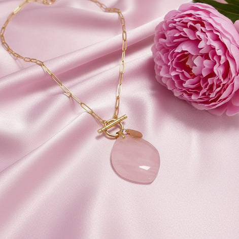 collier chaine quartz rose doré avec coeur
