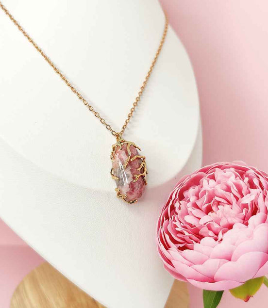 Collier doré en Rhodochrosite sertie extra