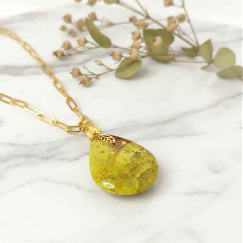 Collier doré opale verte extra, feuille, réglable