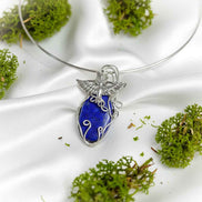 Torque Isis argenté en lapis lazuli extra sertie de cuivre