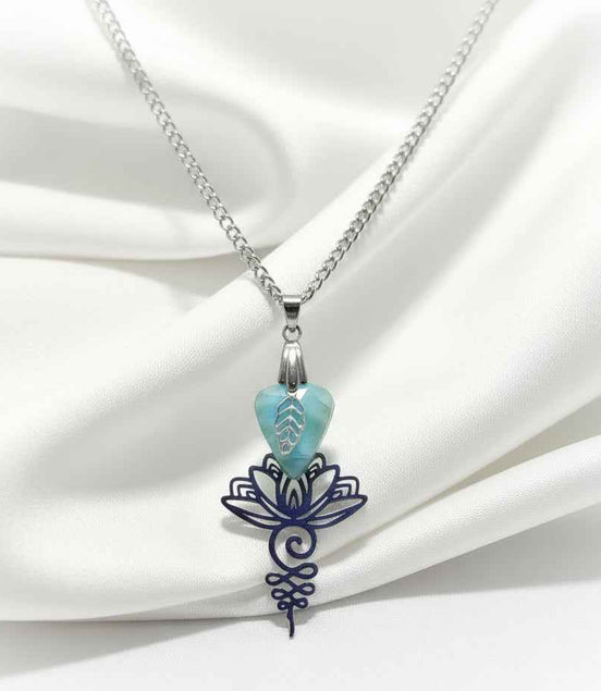 Collier chaine argenté et larimar au choix, sur lotus unalome ou simple