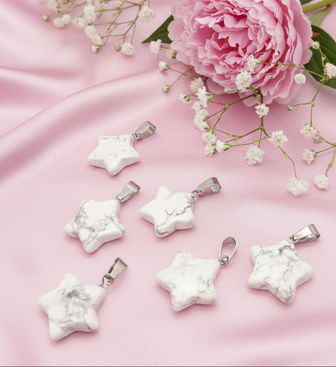 pendentif étoile en howlite 5€