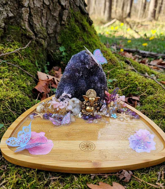 Plateau le paradis de ganesh et géode d'améthyste de 14 cm